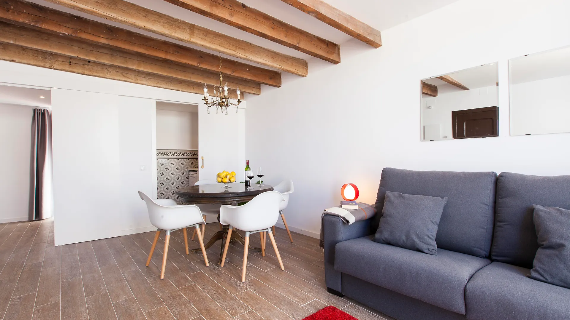 Apartment Aspasios Charming Flats Barcelona