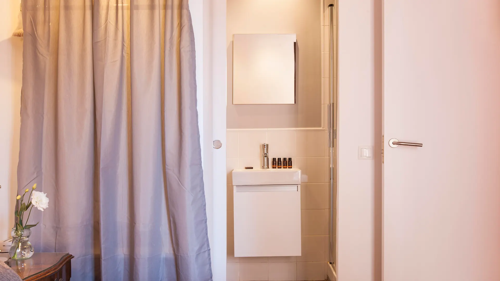 Aspasios Charming Flats Barcelona 0*,  Spain