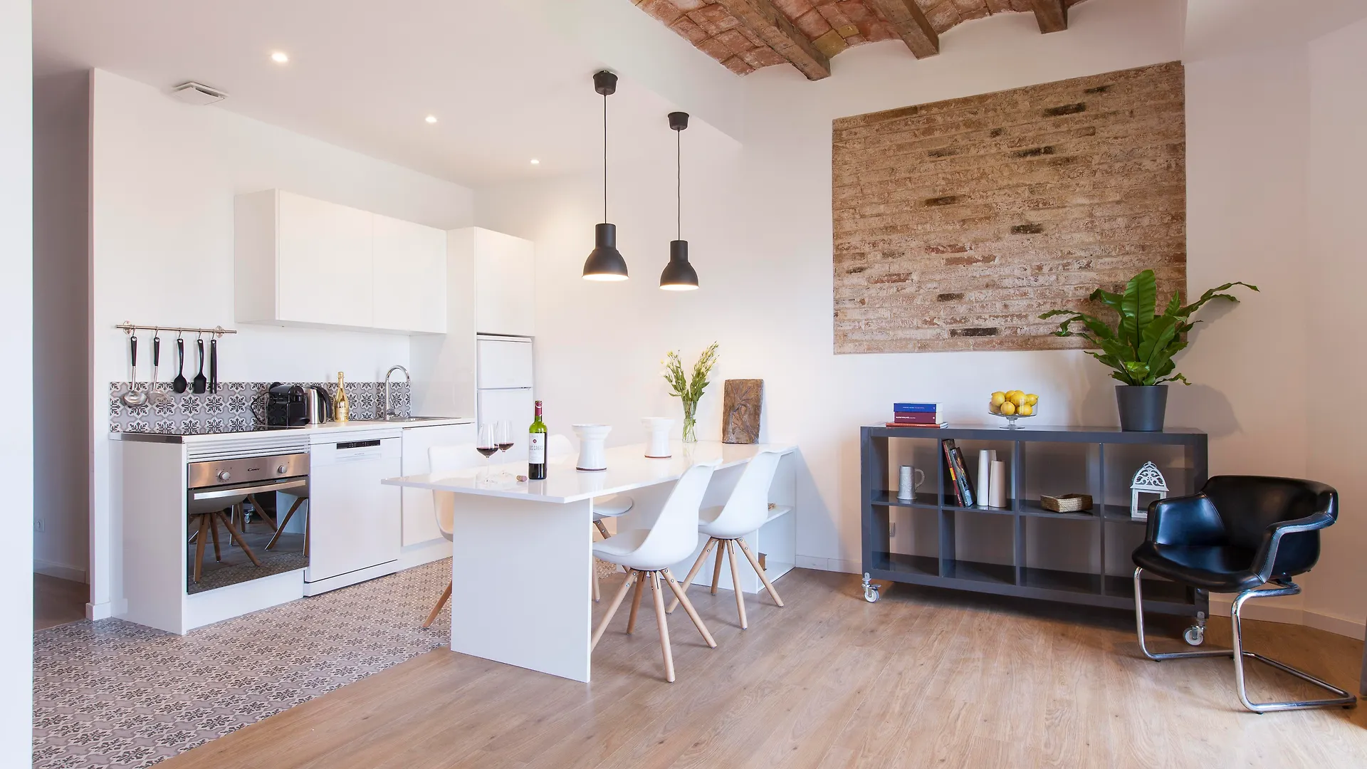 Apartment Aspasios Charming Flats Barcelona