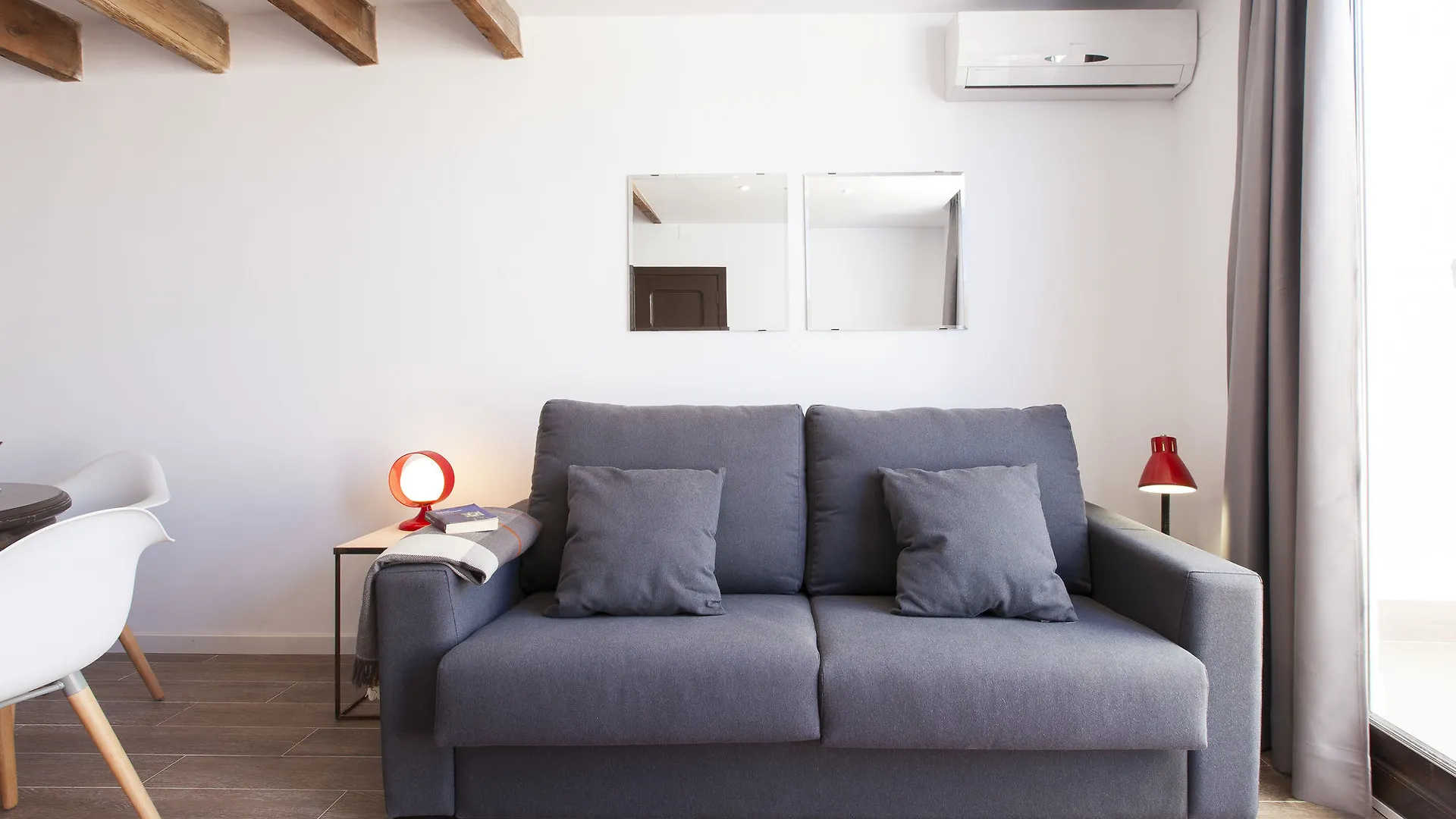 Aspasios Charming Flats Barcelona 0*,